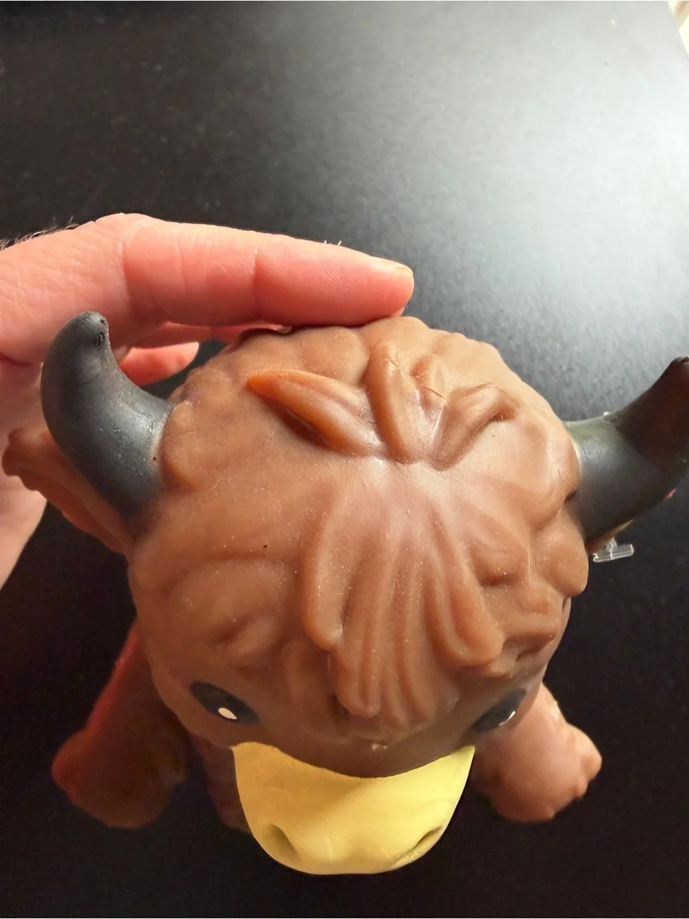 New Toymendous Dark Brown Highland Cow Squishy Toy 3+ Viral Fidget Squeeze